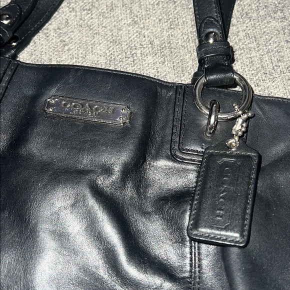 Coach Leather Bag GUC - Picture 3 of 17